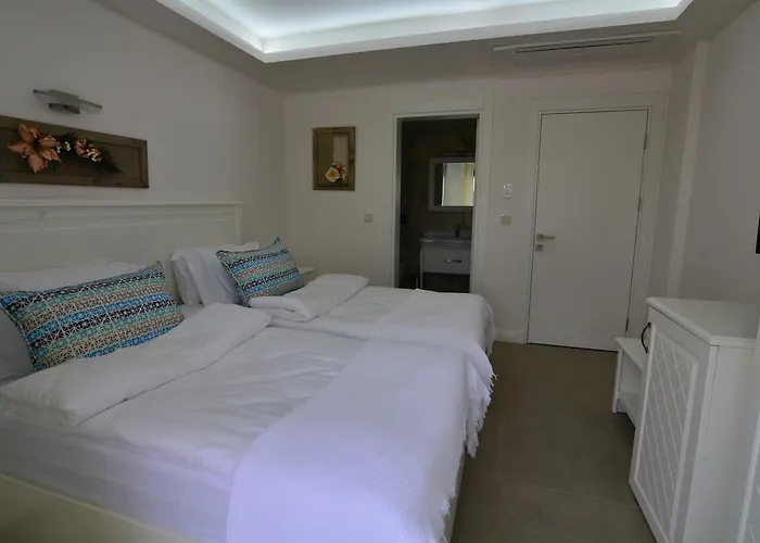 Dalyan Risus Bed & Breakfast 4*