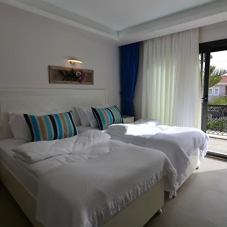 Dalyan Risus 住宿加早餐酒店 4*